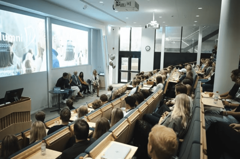 Panelsamtal Ung Företagsamhet om styrelsearbete